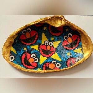 Handcrafted Shell Elmo 6 inch Dish Decoupage